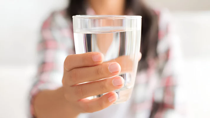 Exploring the Health Impacts of Coffee, Tea, Alcohol, Soda, and the Power of Plain Water